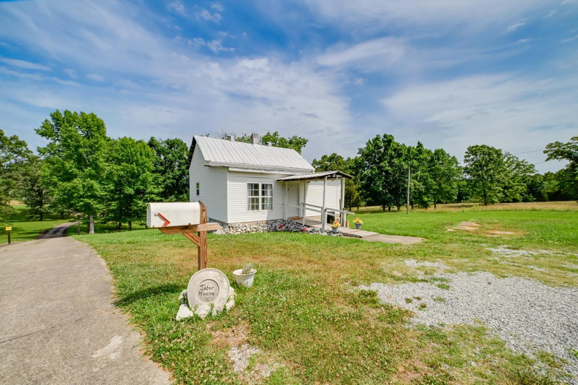 Serene Mcewen Cottage About 2 Mi To Golf Course! Luaran gambar