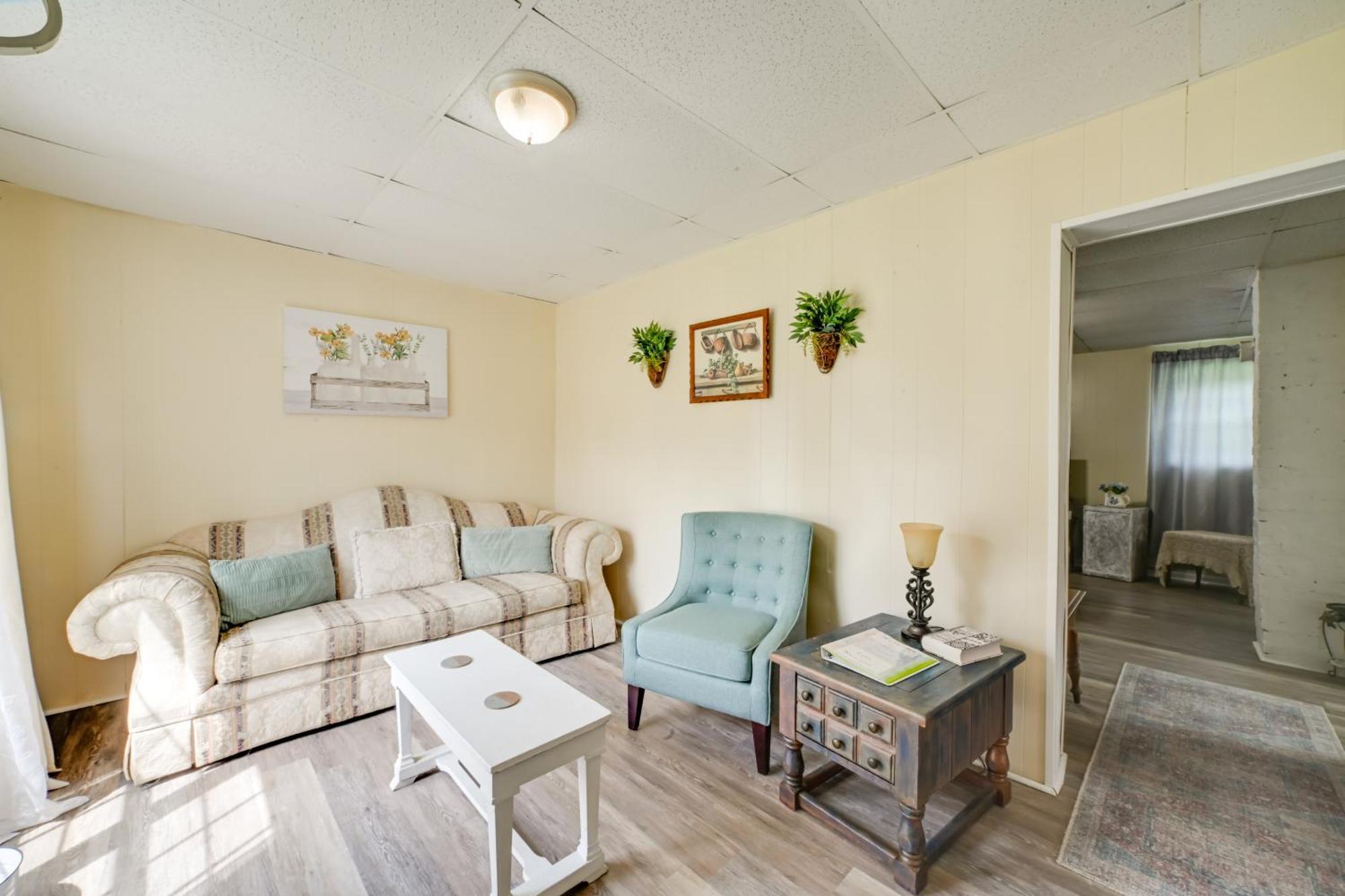 Serene Mcewen Cottage About 2 Mi To Golf Course! Luaran gambar