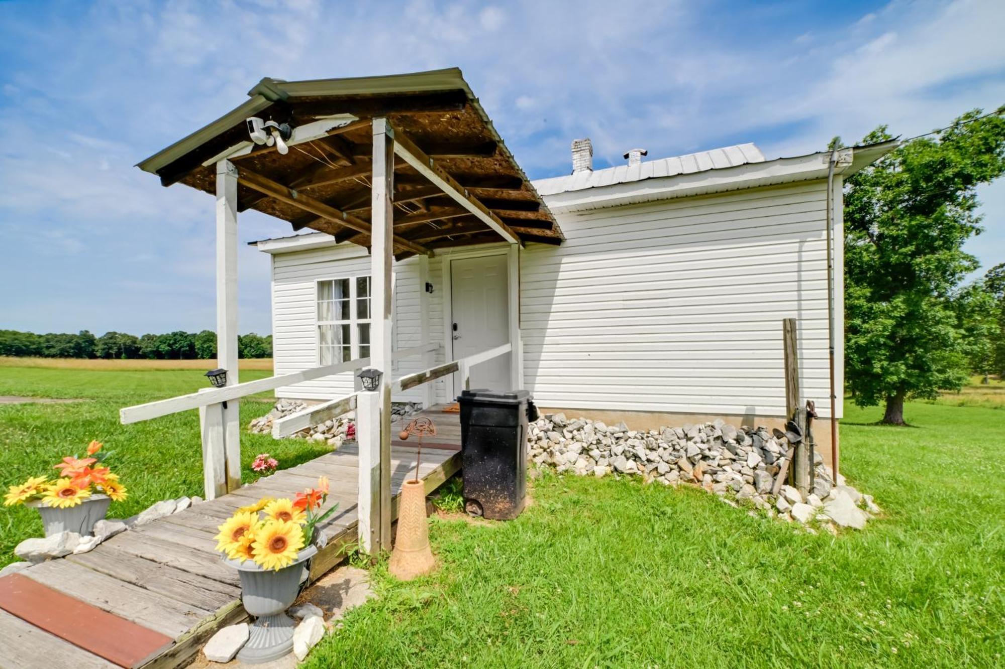 Serene Mcewen Cottage About 2 Mi To Golf Course! Luaran gambar